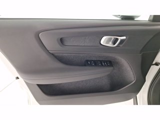 VOLVO XC40 2.0 b3 Essential auto