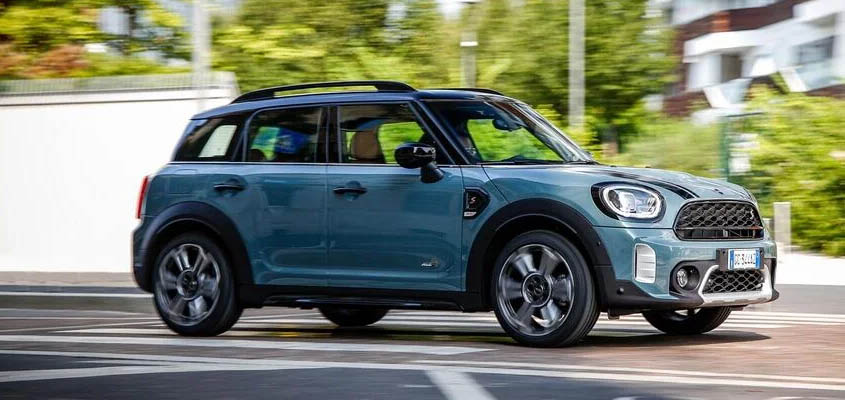 845X400 MINI COUNTRYMAN